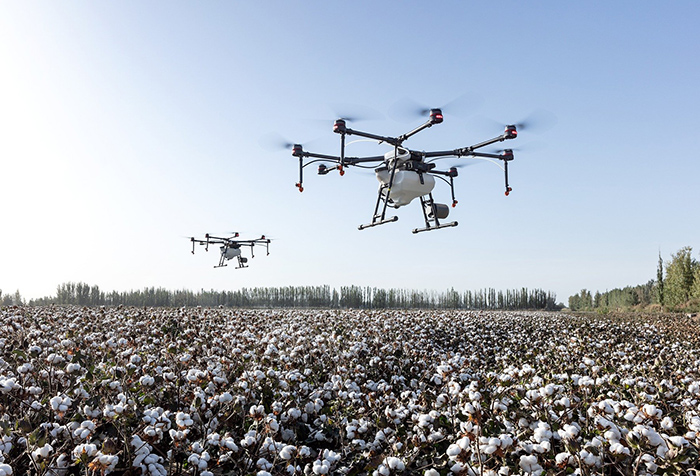 無(wú)人機(jī)噴灑農(nóng)藥 無(wú)人機(jī)噴灑農(nóng)藥