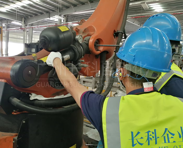 工業(yè)機器人保養(yǎng) 工業(yè)機器人保養(yǎng)